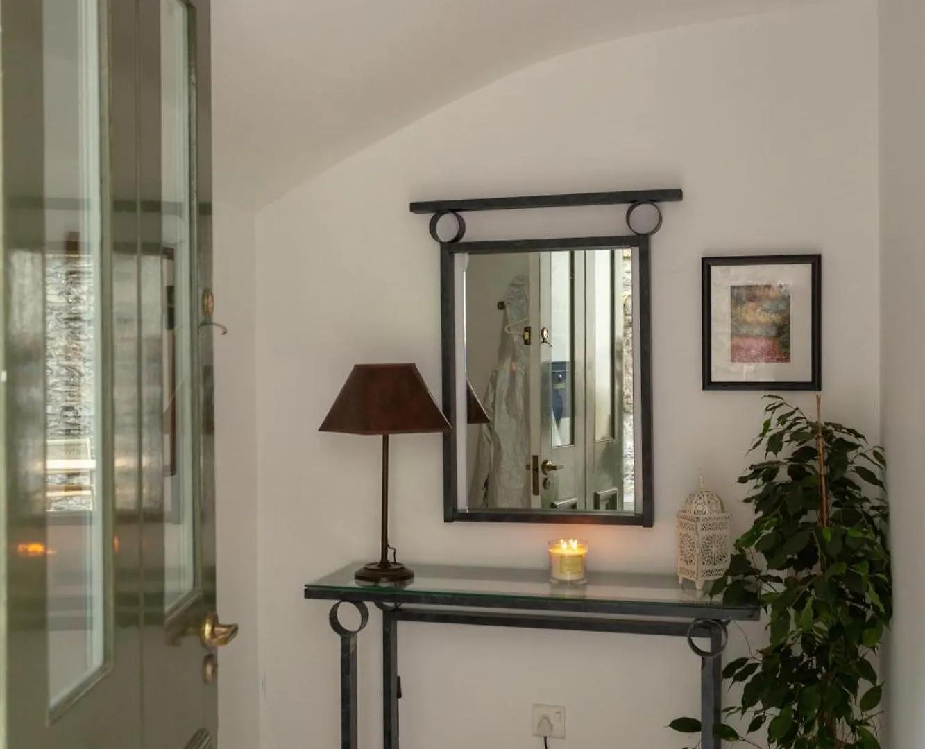 Spectacular 2 Bedroom Apartment With Sunny Garden & Terrace Dublino 0*,  Irlanda